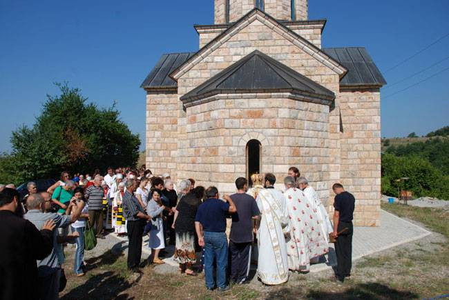 kuratica201002