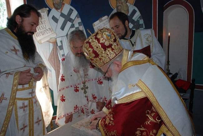 kuratica201006